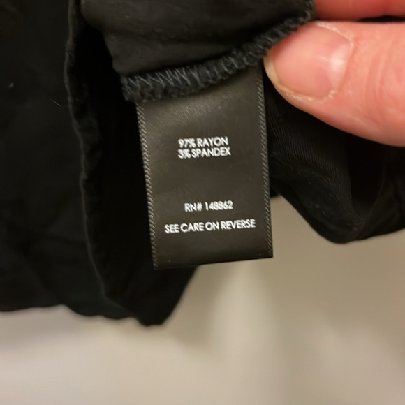 TORRID Women's Black spaghetti strap camisole size 00 - Picture 3 of 8